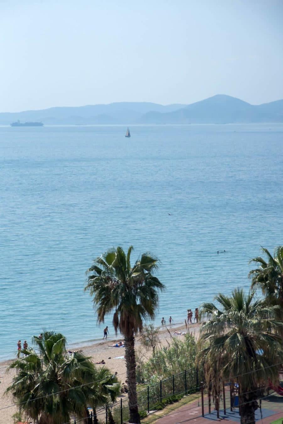 Breathtaking Seaview Studio In Athenian Riviera Экстерьер фото